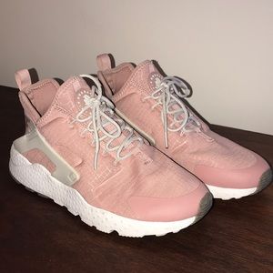 Pink Nike Air Huarache Ultras!!